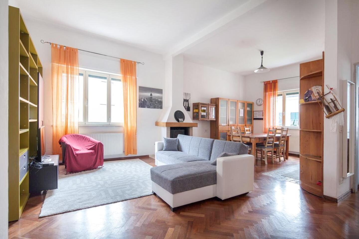 Apartment Cinque Terre House With Breakfast Andoptional Access To Pool, Jacuzzi & Sauna