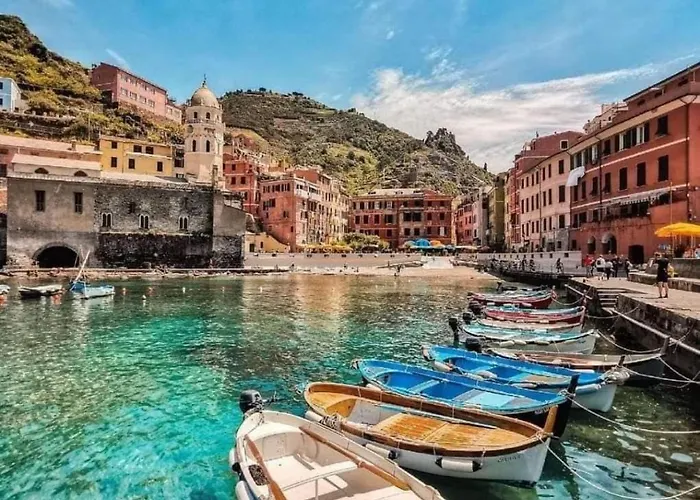 Cinque Terre House With Breakfast And Optional Access To Pool, Jacuzzi & Sauna