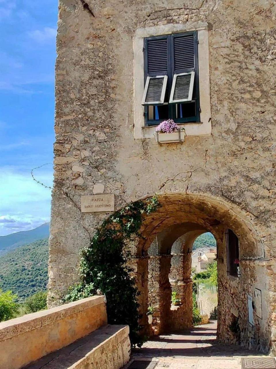 Cinque Terre House With Breakfast Andoptional Access To Pool, Jacuzzi & Sauna * Sarzana